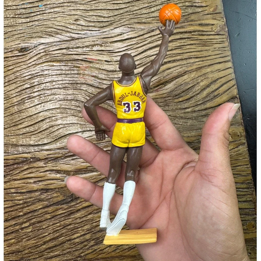 1988 NBA Kareem Abdul-Jabbar Lakers #33 Dunk Figure 5